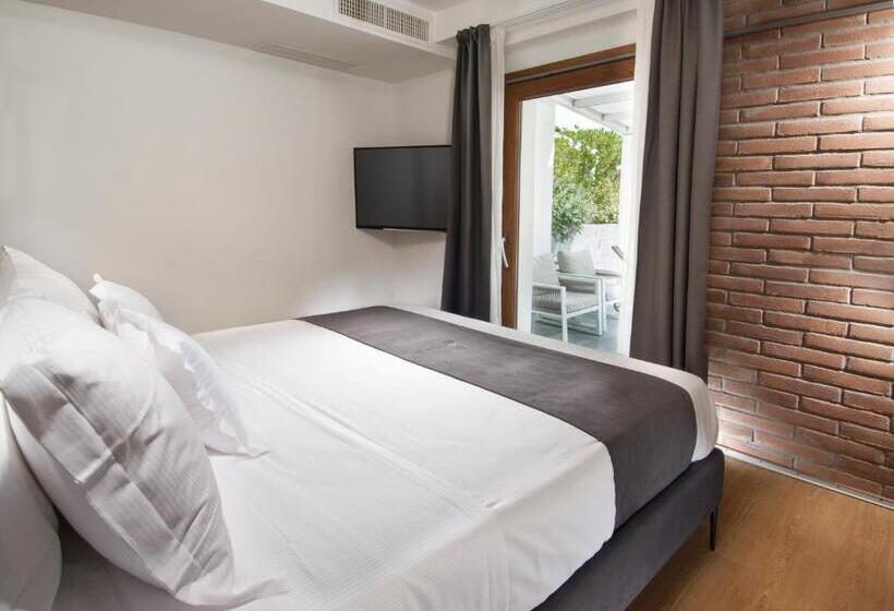 Meg Lifestyle Hotel & Apartaments