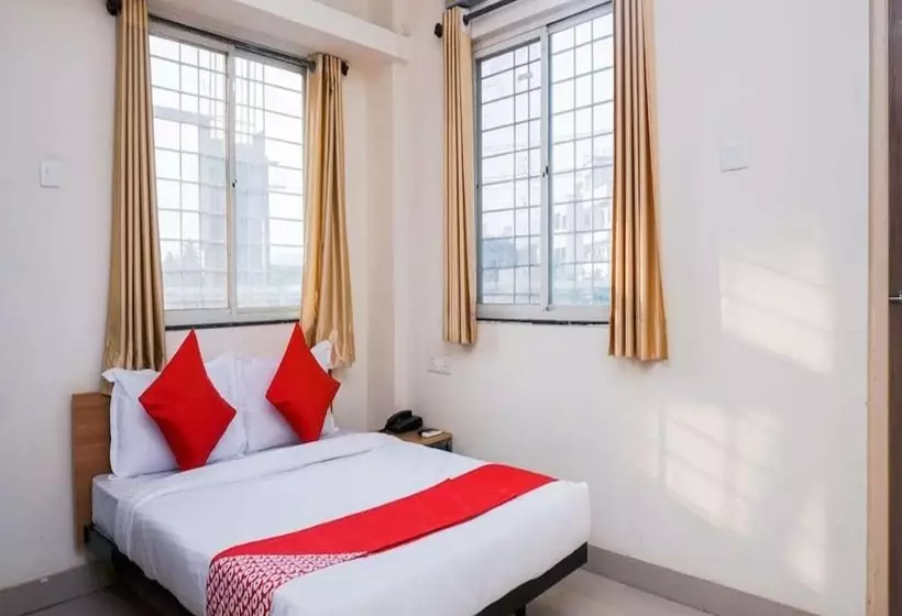 ホテル New Elite Inn   Near Midc Turbhe Navi Mumbai