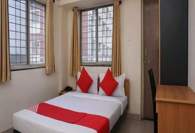 ホテル New Elite Inn   Near Midc Turbhe Navi Mumbai