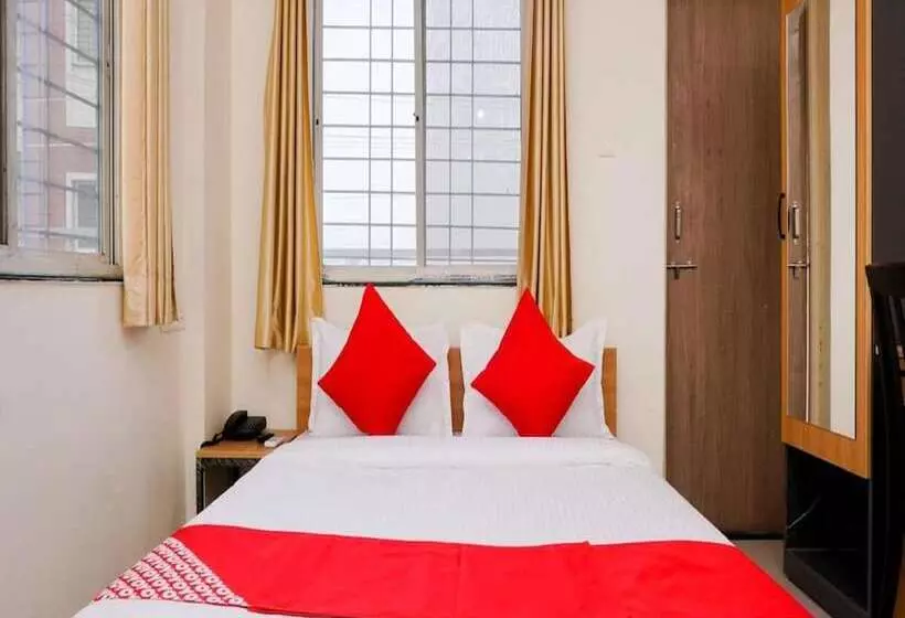 ホテル New Elite Inn   Near Midc Turbhe Navi Mumbai