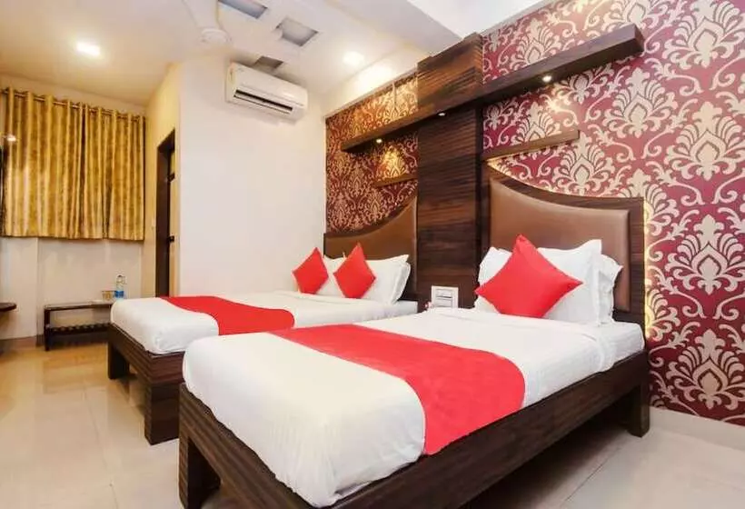 ホテル New Elite Inn   Near Midc Turbhe Navi Mumbai