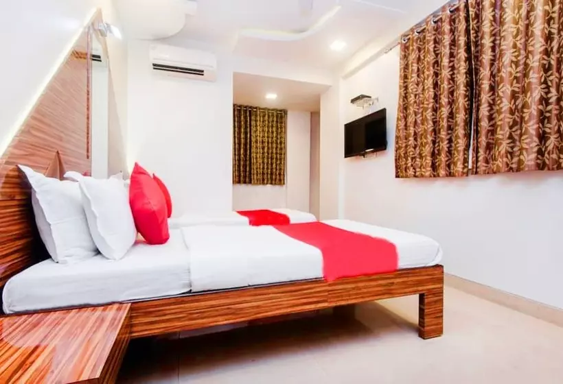 ホテル New Elite Inn   Near Midc Turbhe Navi Mumbai