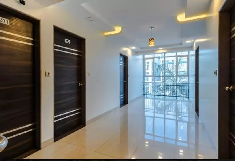 ホテル New Elite Inn   Near Midc Turbhe Navi Mumbai
