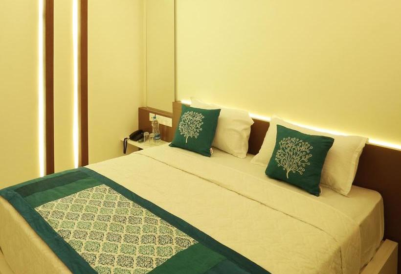 Hotell Oyo Rooms Main Road Sulthan Bathery Chungham Junction