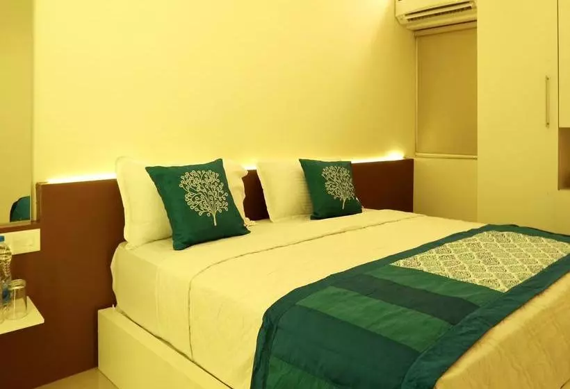 ホテル Oyo Rooms Main Road Sulthan Bathery Chungham Junction