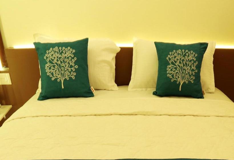 Hotell Oyo Rooms Main Road Sulthan Bathery Chungham Junction