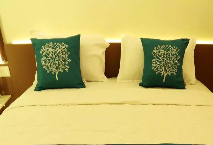 ホテル Oyo Rooms Main Road Sulthan Bathery Chungham Junction