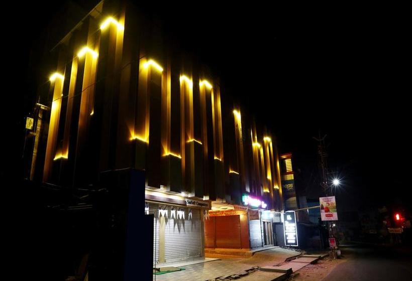 Hotell Oyo Rooms Main Road Sulthan Bathery Chungham Junction