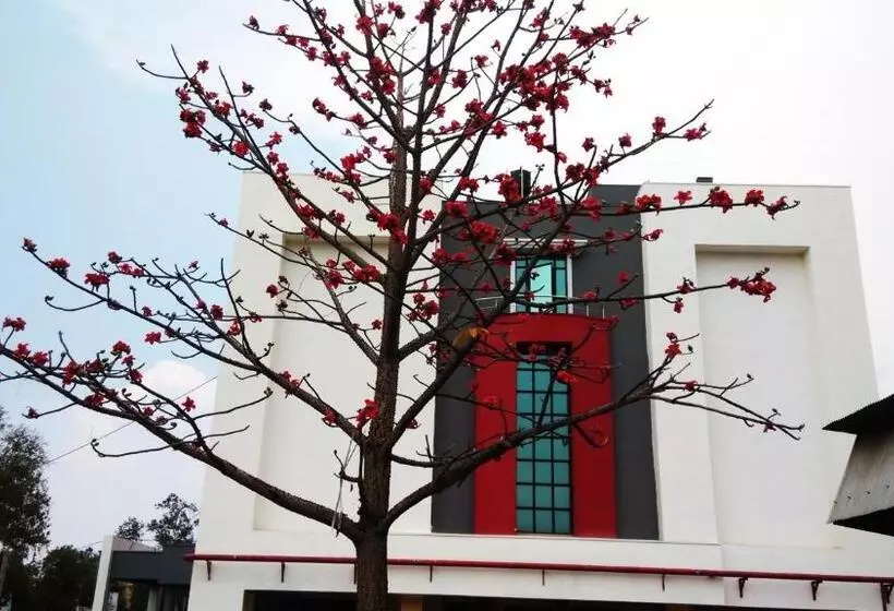 Max Hotels Jabalpur