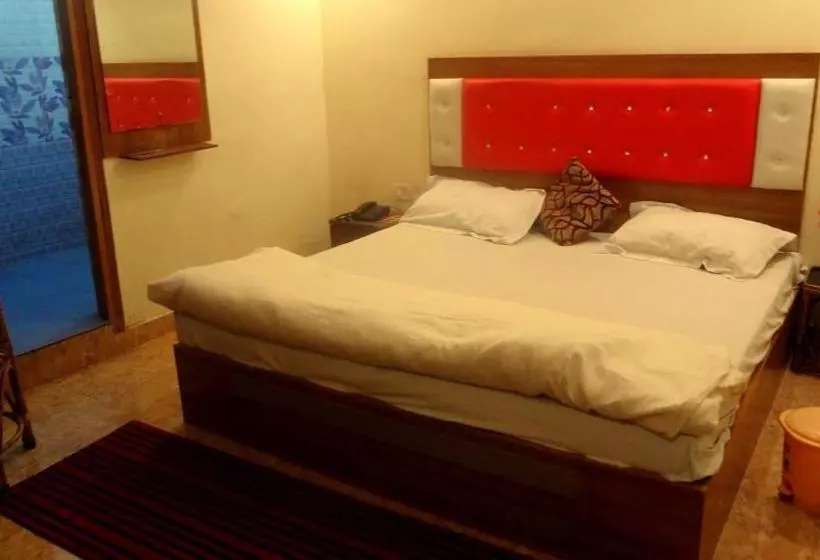 هتل Rattans Regency