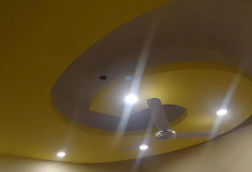 هتل Rattans Regency