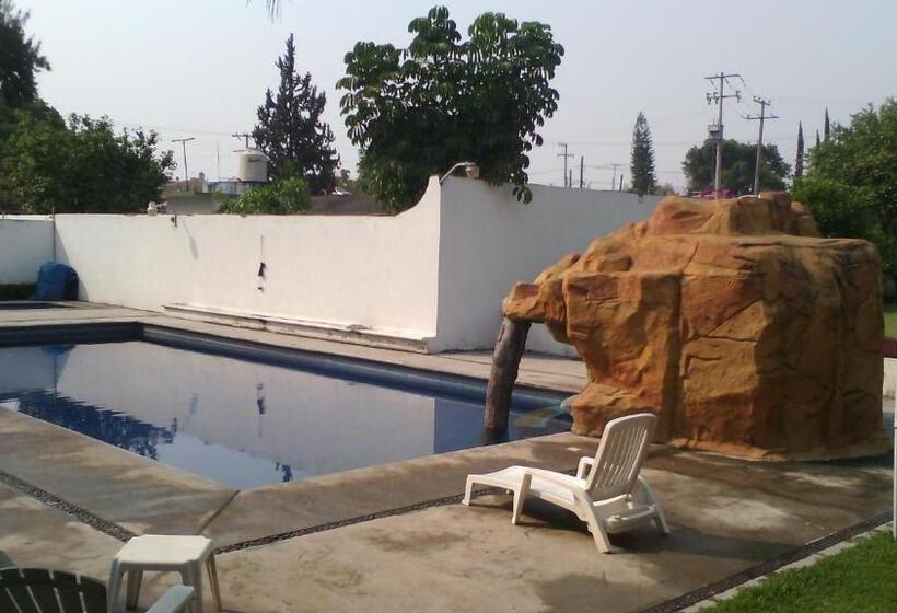 هتل Real De Cuautla