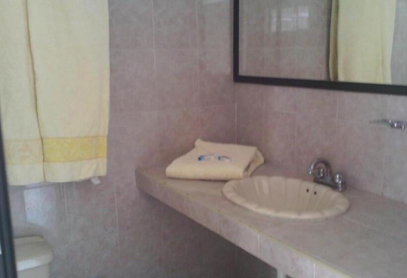 هتل Real De Cuautla