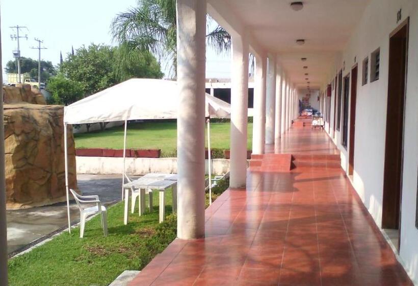 هتل Real De Cuautla