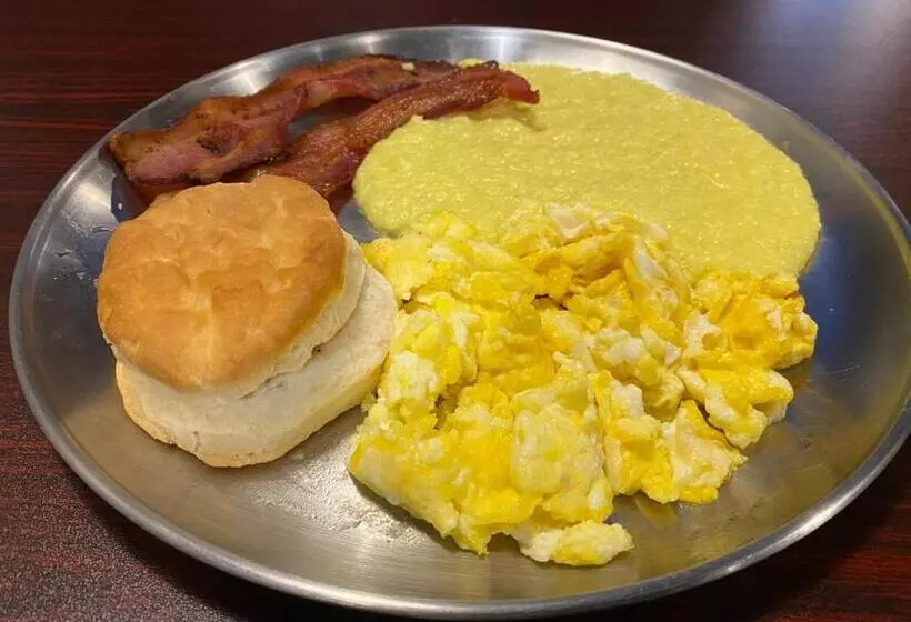 Hotelli The Inn On The River