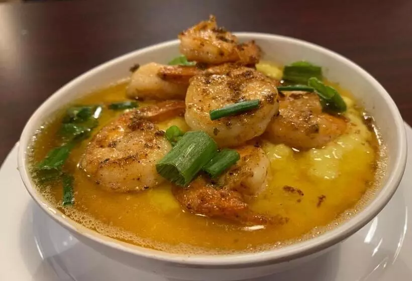 Hotelli The Inn On The River