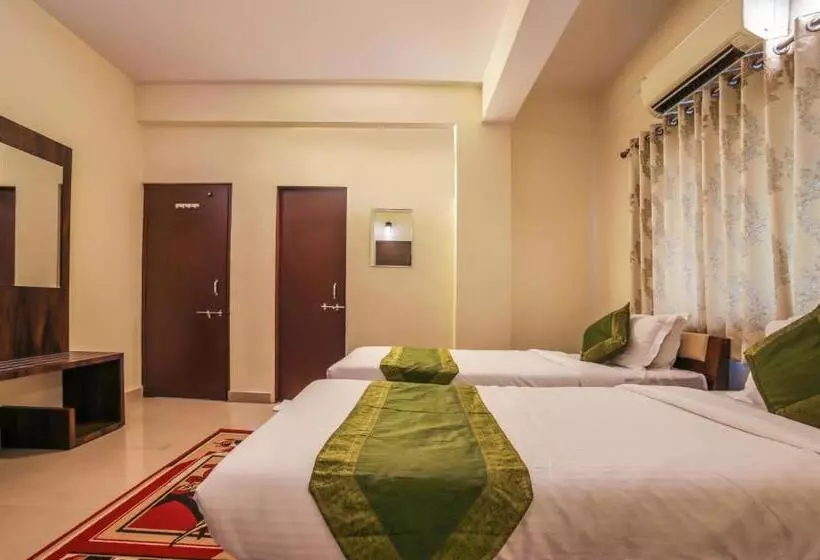 Hotelli Treebo Ivory House