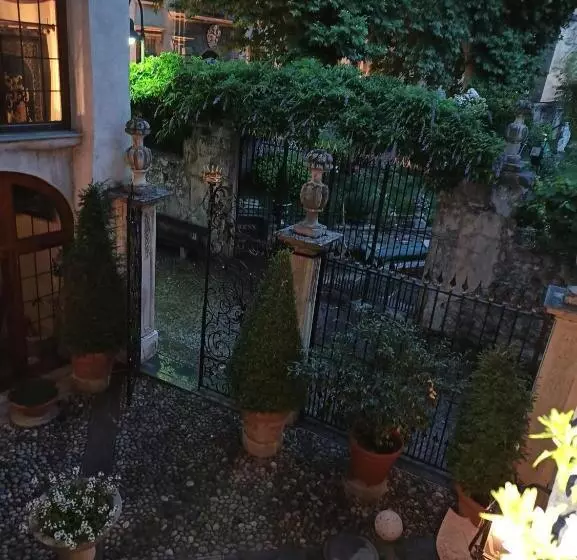 B&b Di Charme Palazzo Lambertenghi
