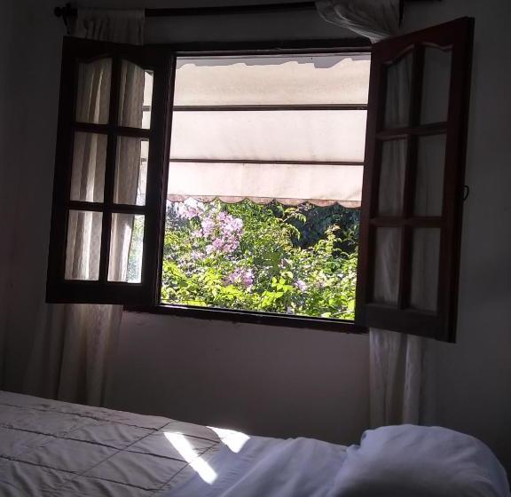 مبيت وإفطار A Alquiler Temporario Arrullo De Luna