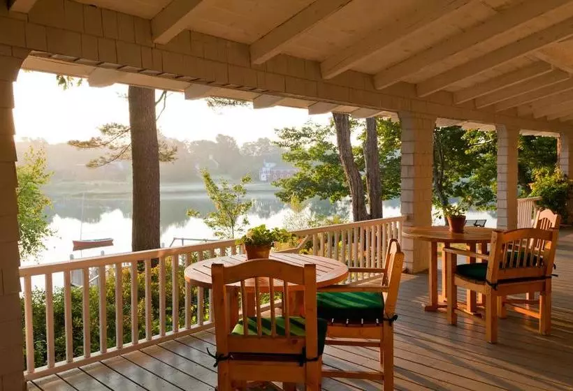 ベッドアンドブレックファースト Bufflehead Cove Inn
