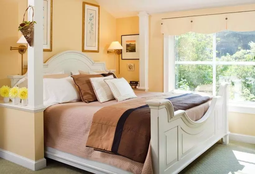 ベッドアンドブレックファースト Bufflehead Cove Inn