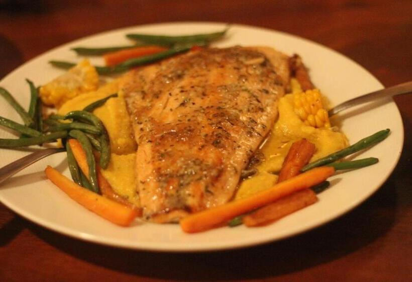 ベッドアンドブレックファースト Gingerbread Restaurant &