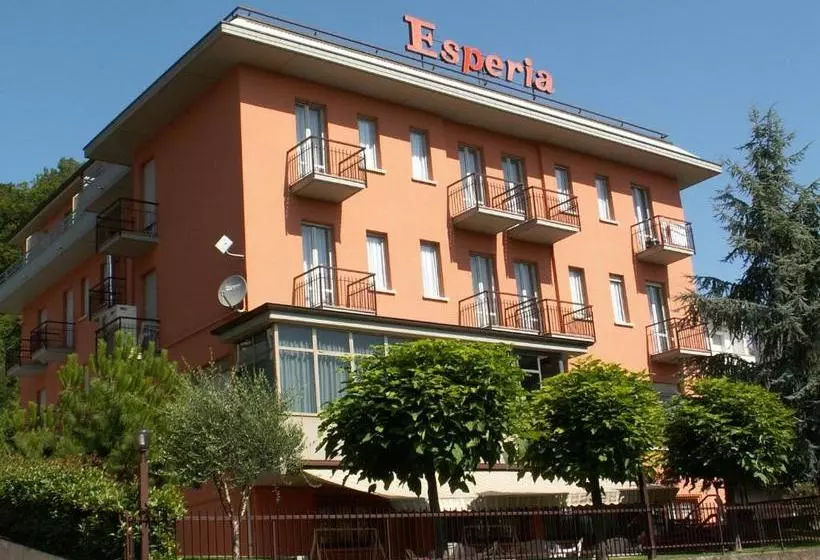 ホテル Albergo Esperia