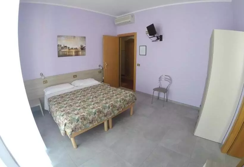 ホテル Albergo Esperia