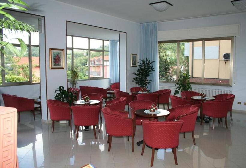 Отель Albergo Esperia