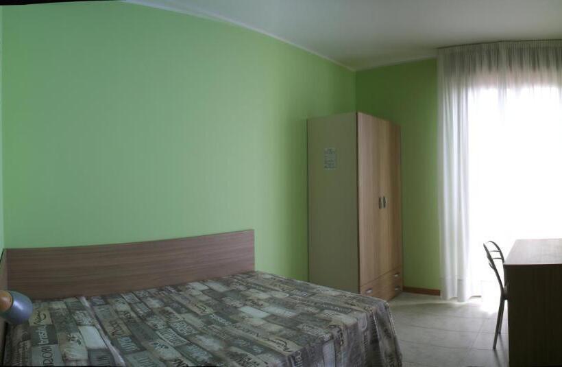 Отель Albergo Esperia