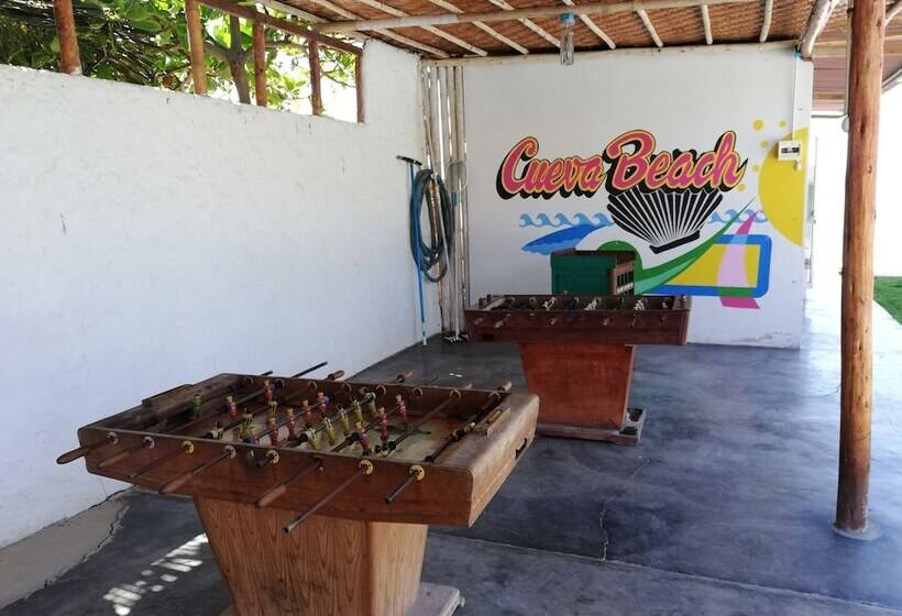 Hotel Hospedaje Cueva Beach