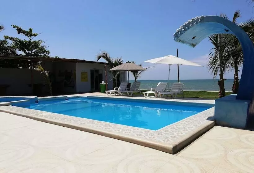 ホテル Hospedaje Cueva Beach