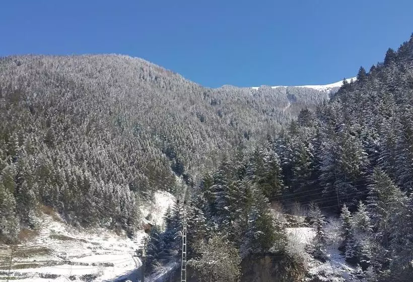 Hotelli Tugra
