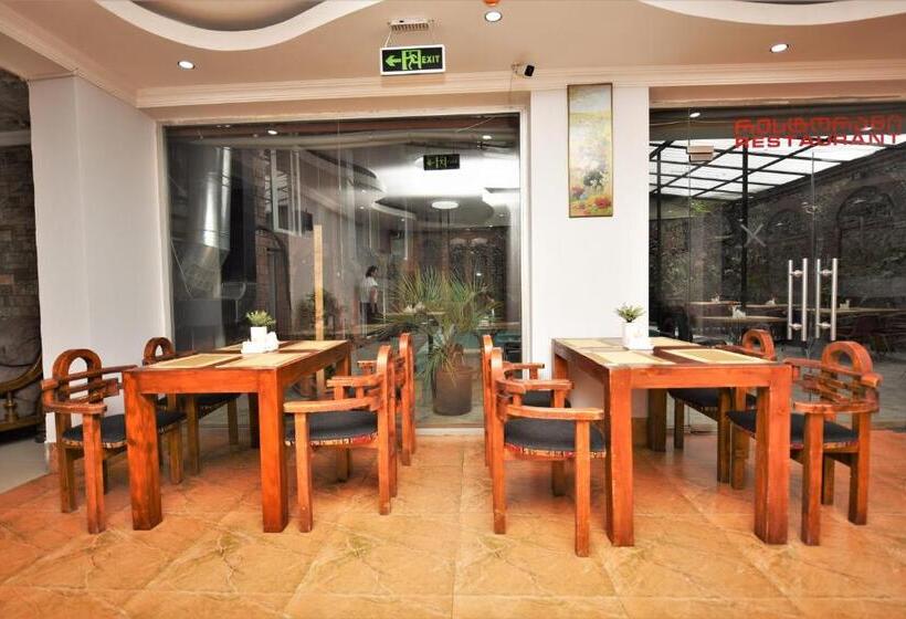 Kazbegi Hotel Batumi