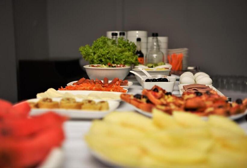 Kazbegi Hotel Batumi