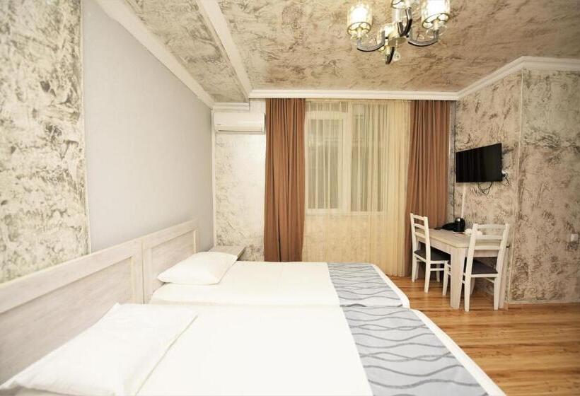 Kazbegi Hotel Batumi