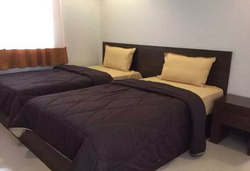 مُتل Room Riverside