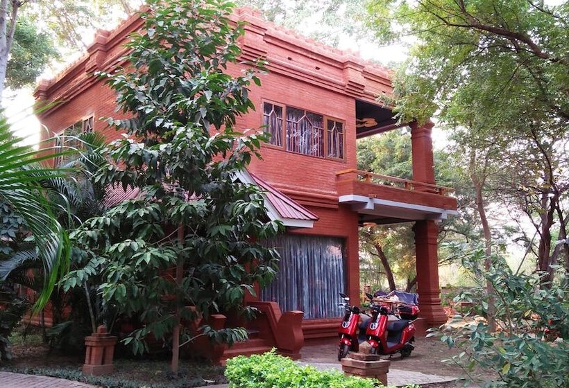 استراحتگاه Ananta Bagan