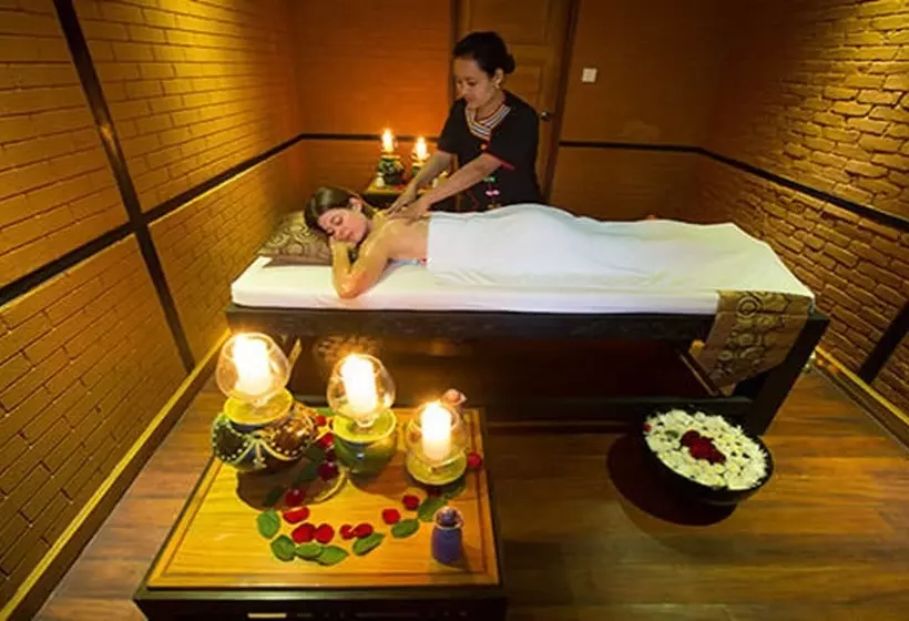Resort Ananta Bagan
