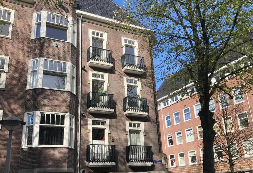 Authentic Amsterdam Bed And Breakfast Rai