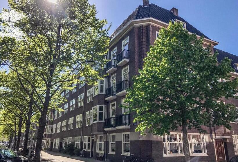 Authentic Amsterdam Bed And Breakfast Rai