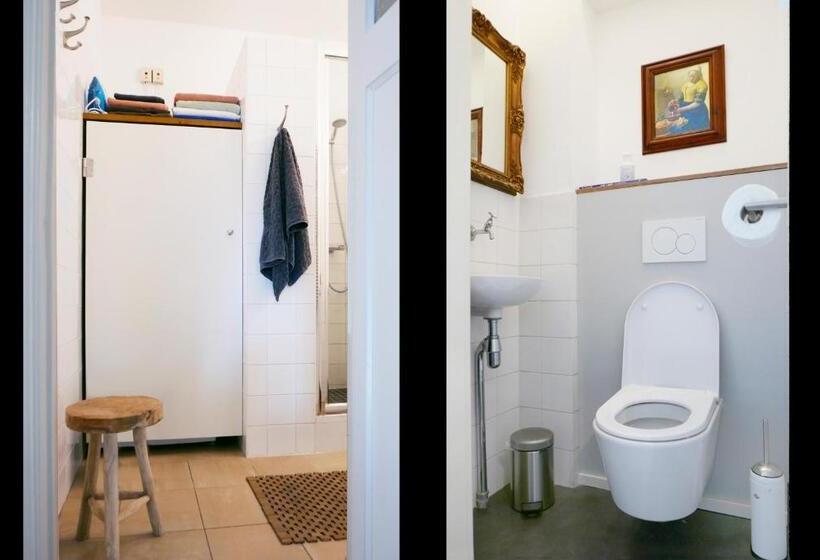 Authentic Amsterdam Bed And Breakfast Rai