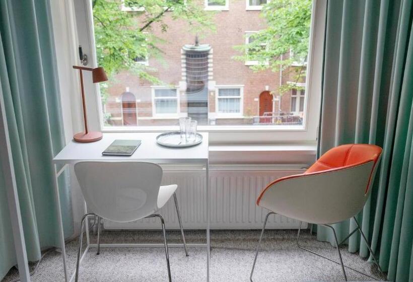 Authentic Amsterdam Bed And Breakfast Rai