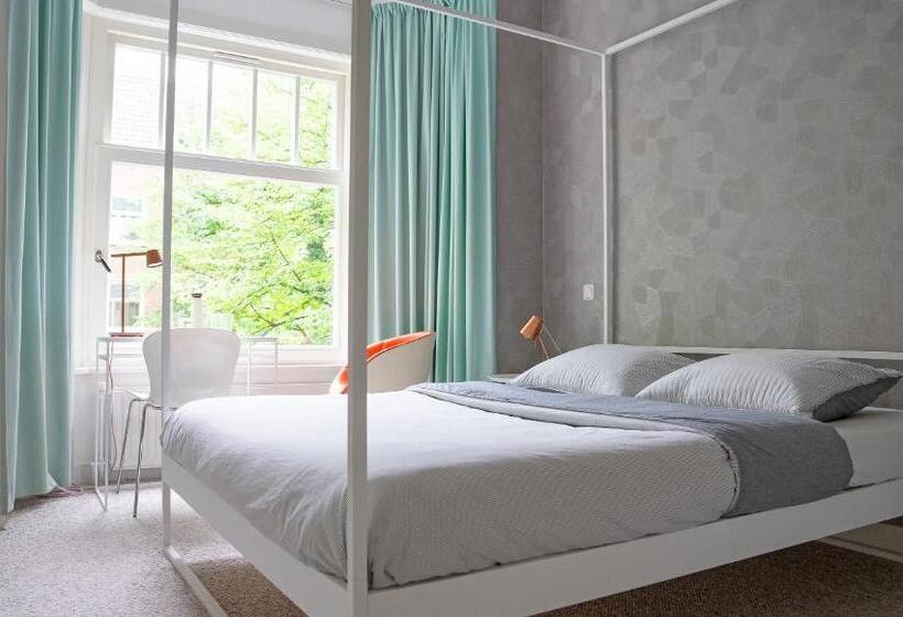 Authentic Amsterdam Bed And Breakfast Rai