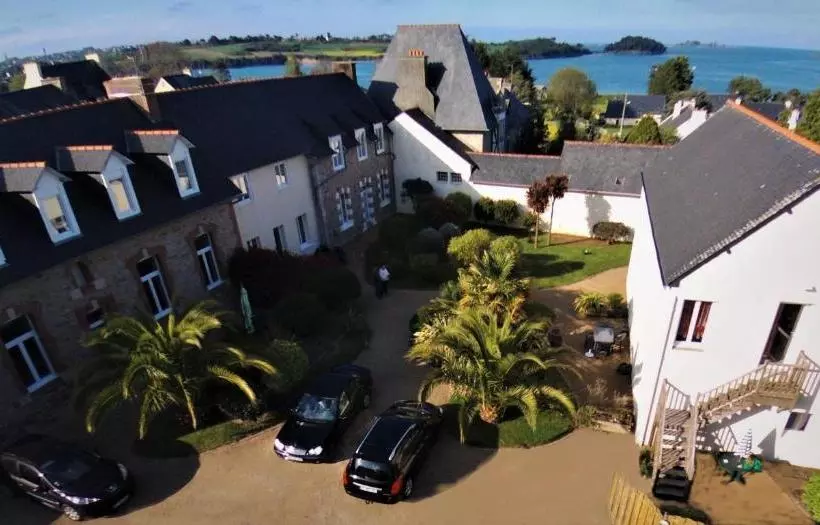 Aamiaismajoitus (B&B) Chambres D Hôtes Le Clos De La Baie