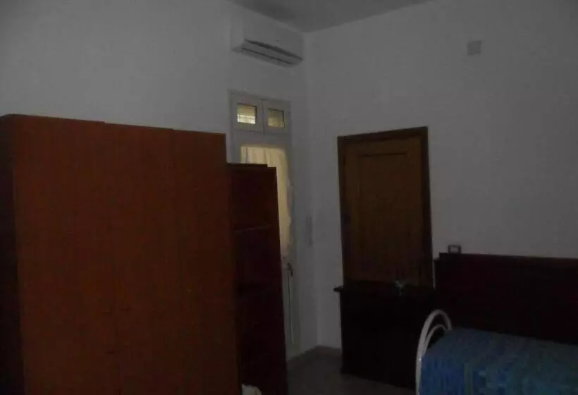 Aamiaismajoitus (B&B) La Stanza Alternativa