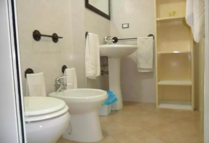 Aamiaismajoitus (B&B) La Stanza Alternativa