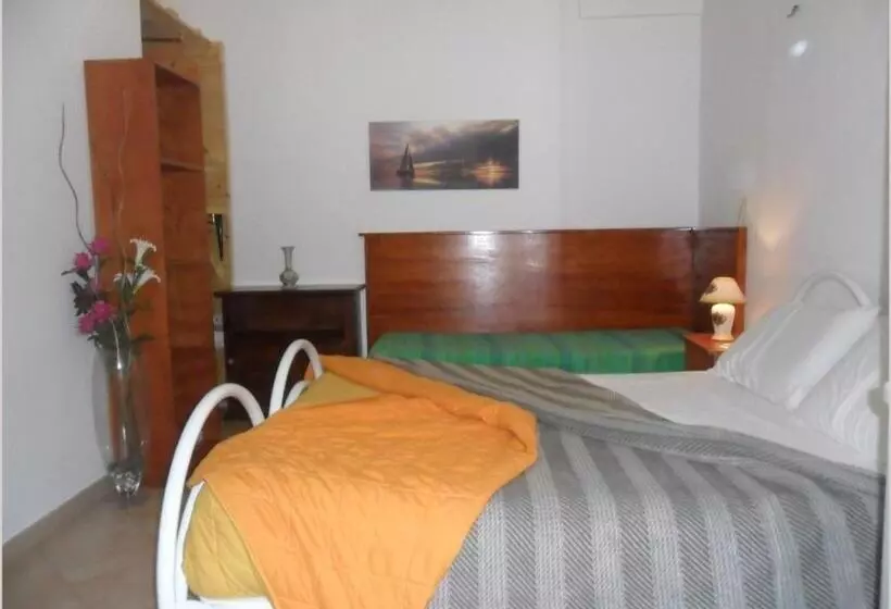 Aamiaismajoitus (B&B) La Stanza Alternativa