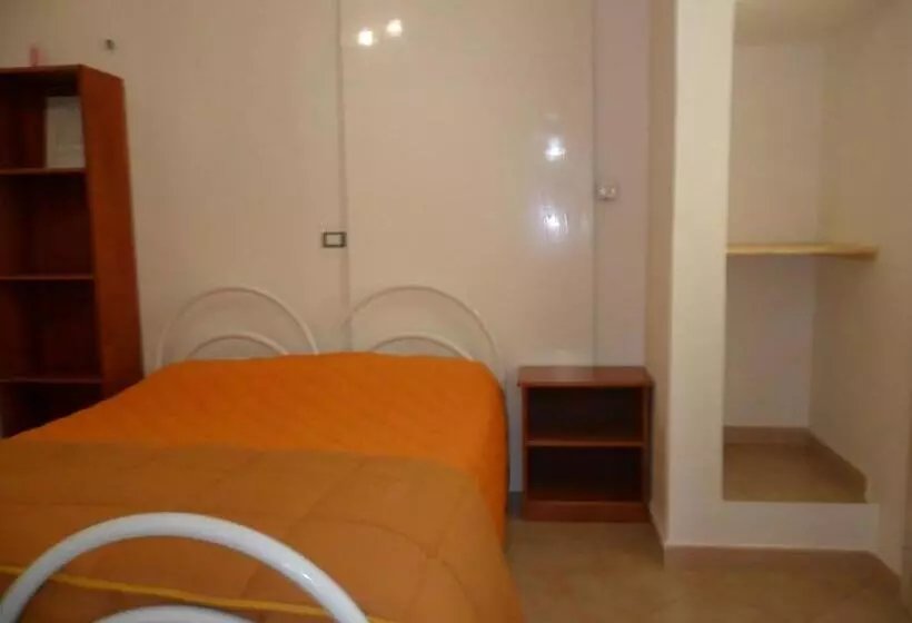 Aamiaismajoitus (B&B) La Stanza Alternativa