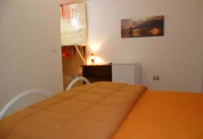 Aamiaismajoitus (B&B) La Stanza Alternativa